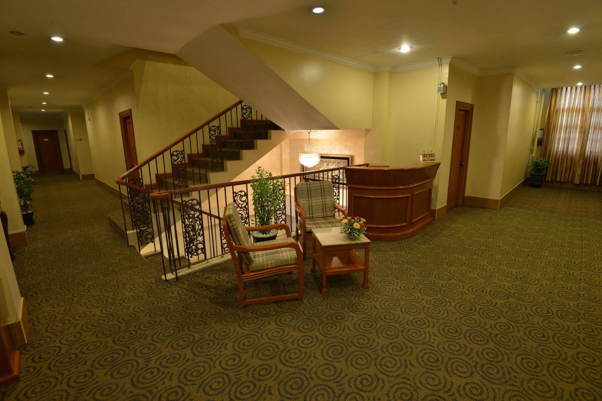 Grand Palace Отель 3*